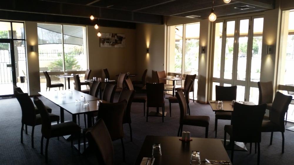 ميلدورا Best Western Chaffey Motor Inn المظهر الخارجي الصورة