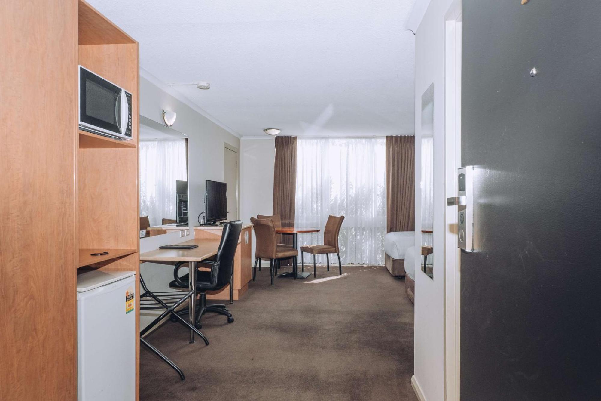 ميلدورا Best Western Chaffey Motor Inn المظهر الخارجي الصورة