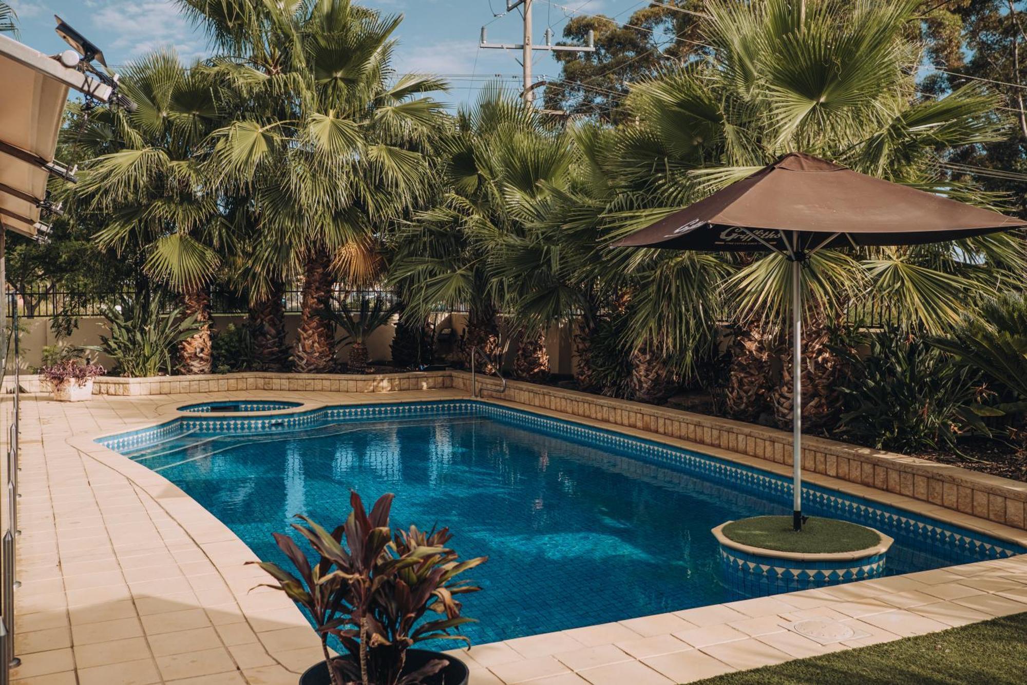 ميلدورا Best Western Chaffey Motor Inn المظهر الخارجي الصورة