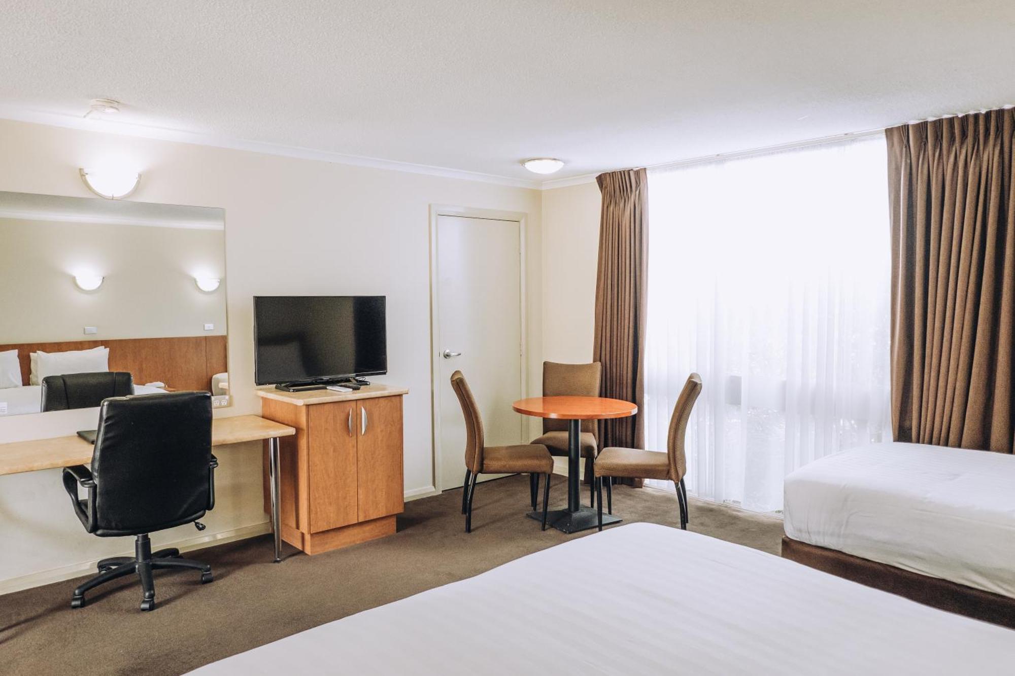 ميلدورا Best Western Chaffey Motor Inn الغرفة الصورة
